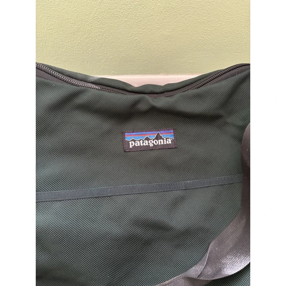 Vintage Patagonia Duffel Bag Green 90s Y2K Travel Luggage USA MADE Travel Gear